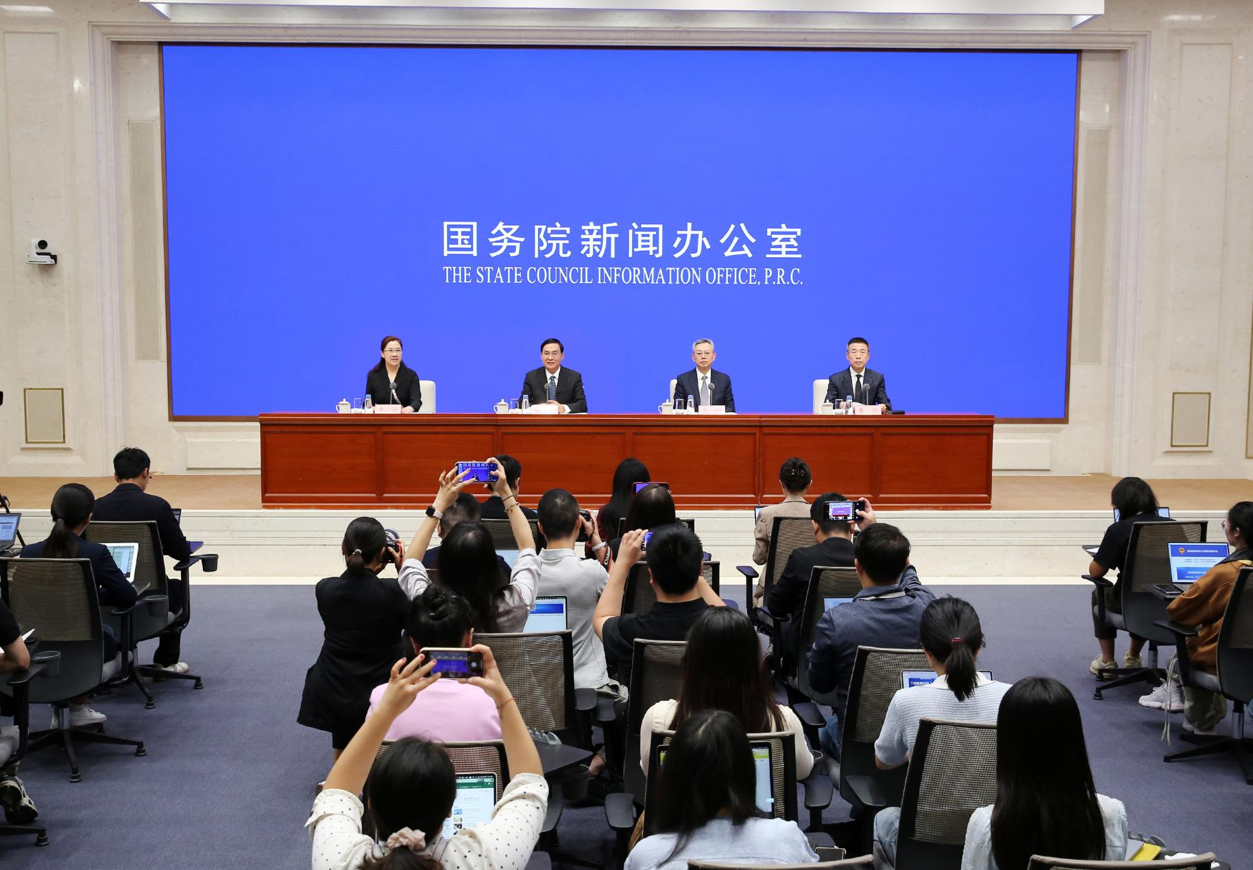 张玉卓、、国资、、央企、、国资委、、书记、、主任、、国企、、企业刷新